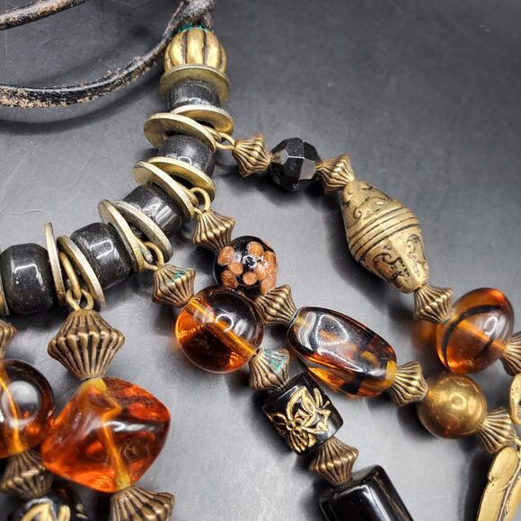 Boho Statement Necklace Amber Beads Gold Charms Coquette Bow Shell Heart Pendant - Picture 4 of 9